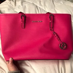 Large pink Michael Kors Tote barely used